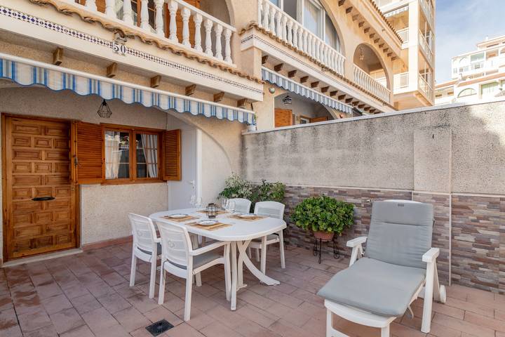 Location de vacances pour 6 personnes, avec bassin pour enfant et balcon, adapté aux familles à Elche - 3