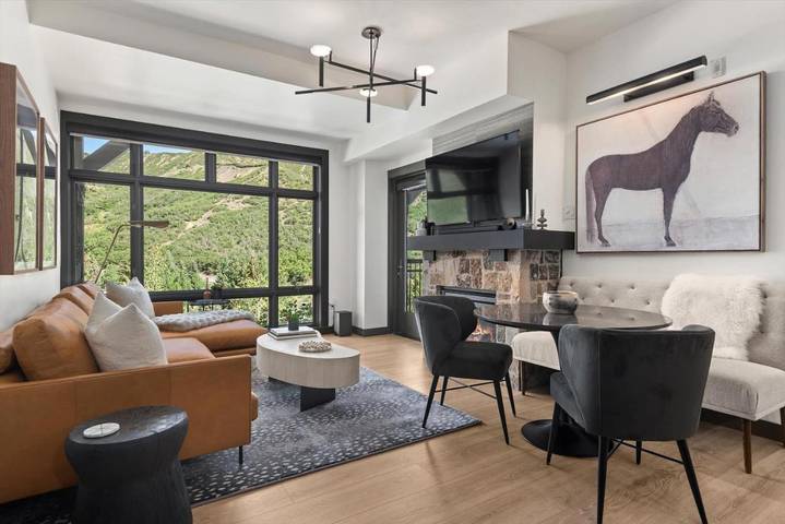 Holiday home for 8 people, with terrace and hot tub - 1