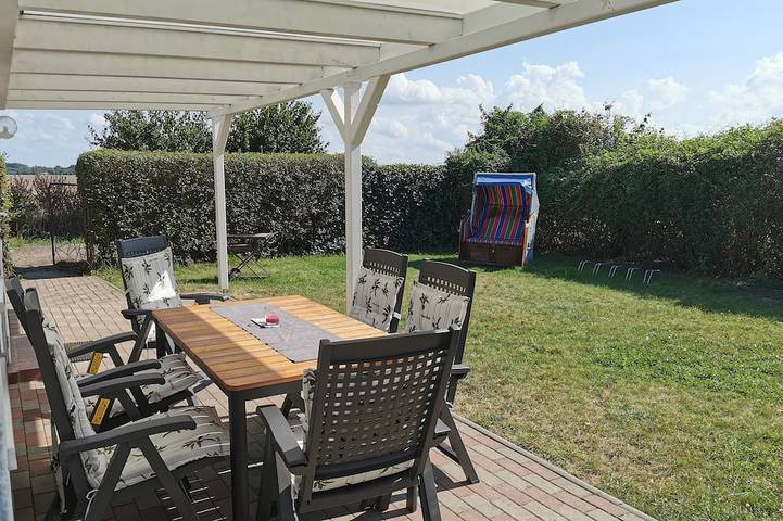 Ferienhaus für 8 Personen in Warnow - West