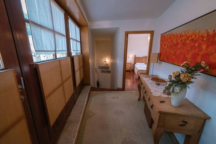 Location de vacances pour 8 personnes, avec terrasse ainsi que jacuzzi et jardin dans Vilarinho (Valdosende) - 2