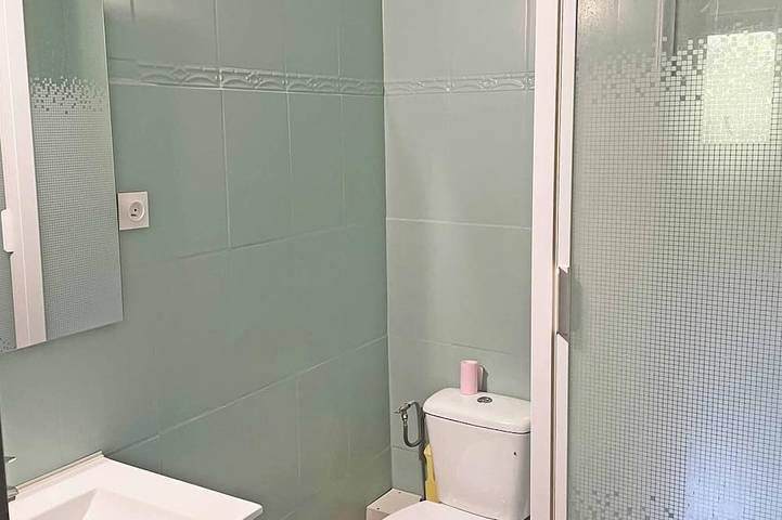 Appartamento intero, Superb apartment in Collioure, terrace, pool and tranquillity in La Côte Vermeille, Collioure