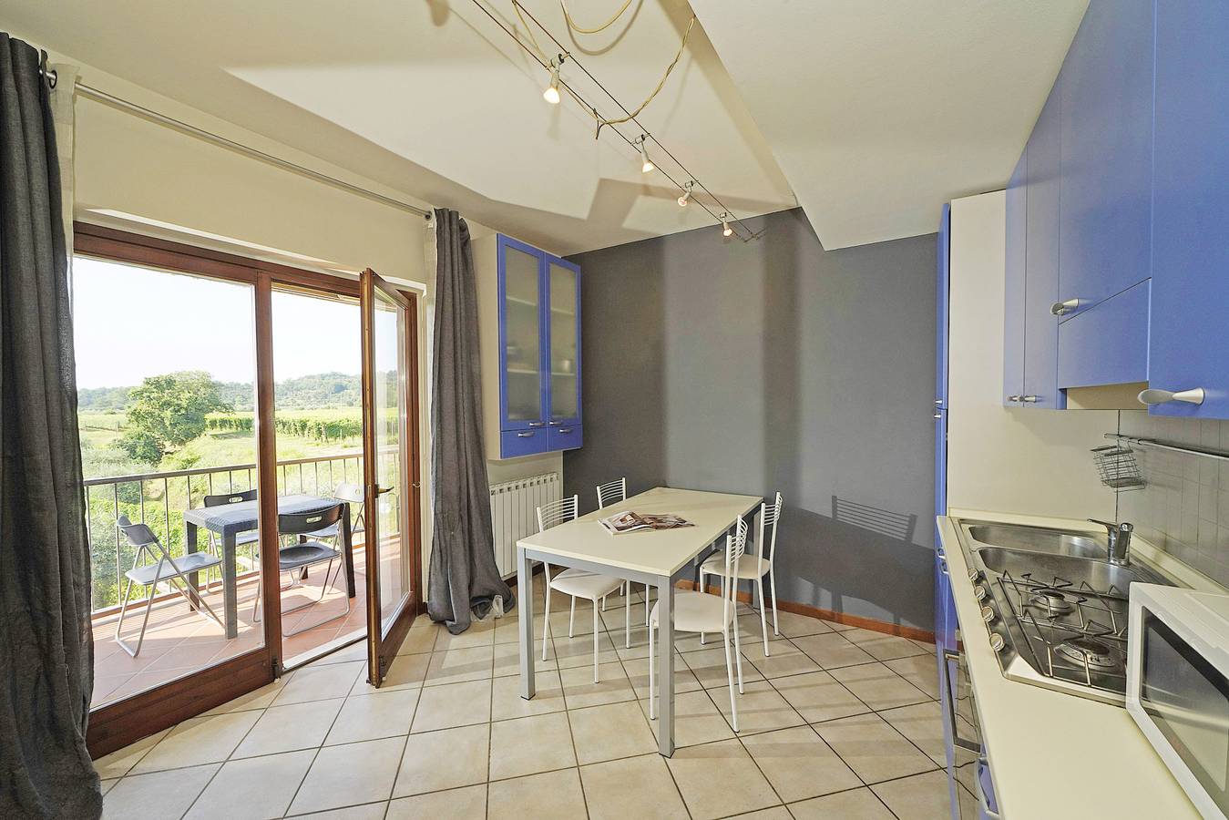 Ganze Wohnung, Borgo Alto in Puegnago sul Garda, Gardasee-Berge