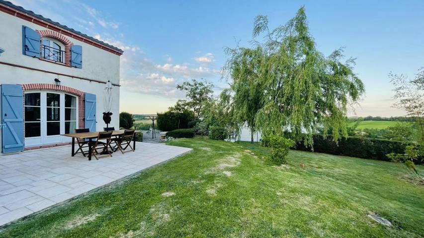 Location de vacances pour 4 personnes, avec piscine et jardin à Nailloux - 4