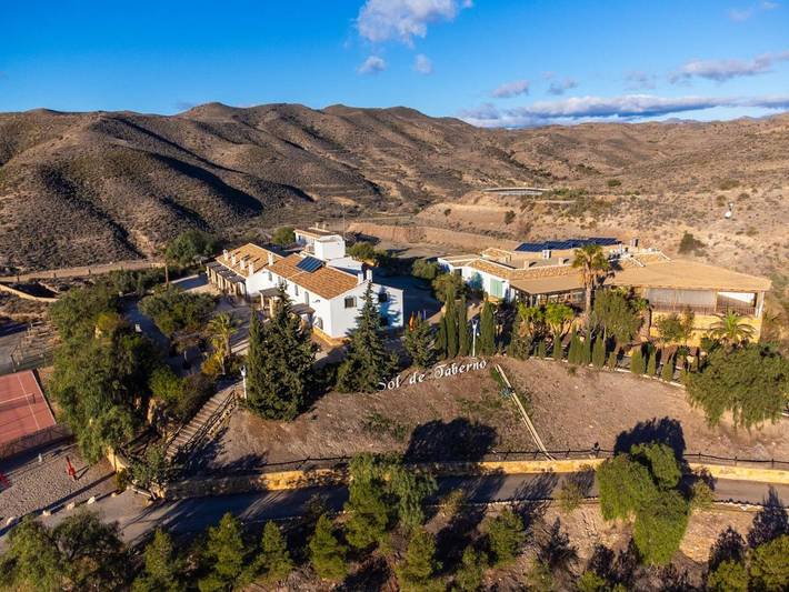Casa rural para 8 personas, con Terraza y Jardín además de Piscina y Vistas en Provincia de Almería - 3