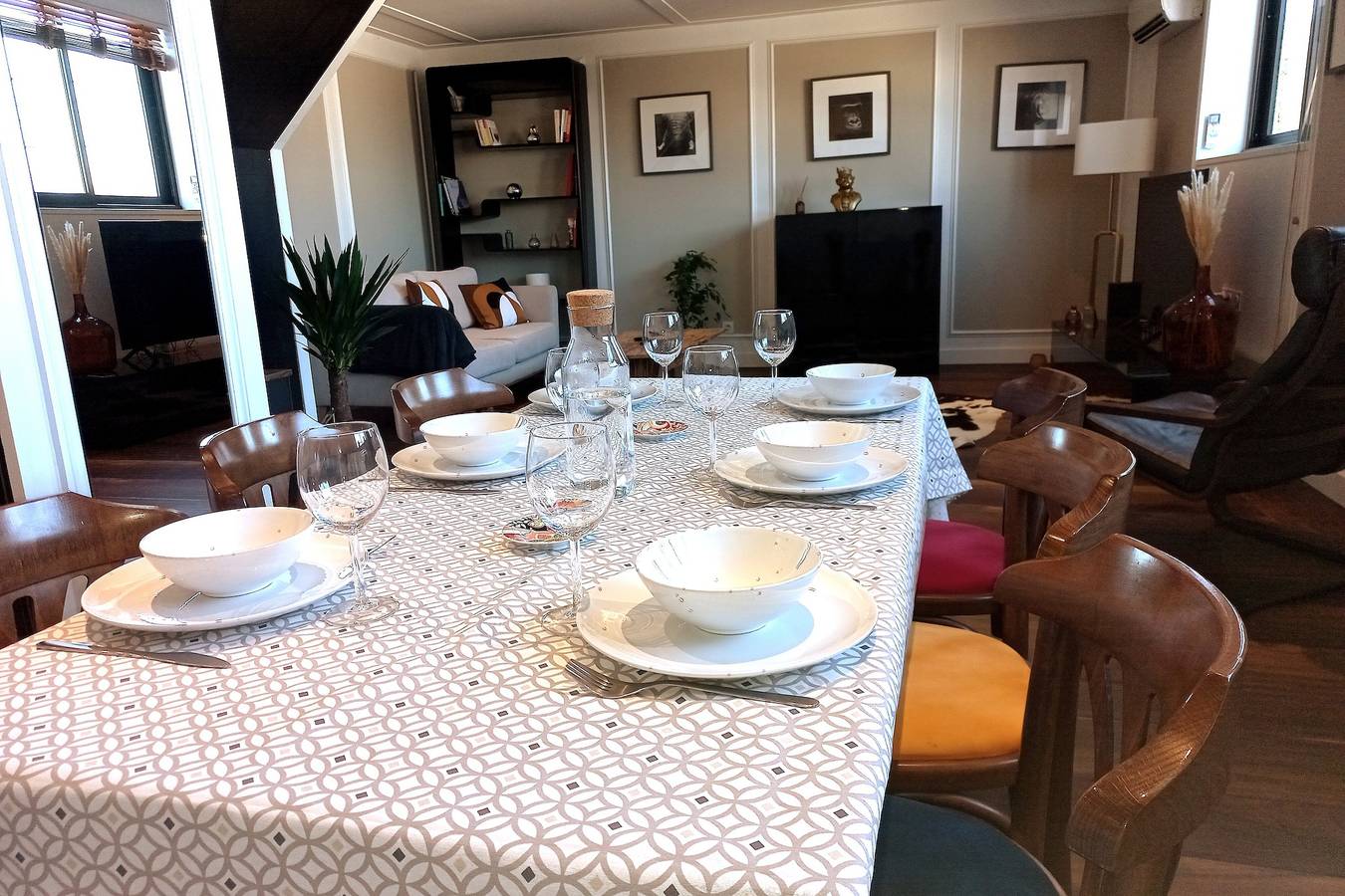 Holiday Home 'Esprit Chic-Calme-Climatisation' with Private Garden, Wi-Fi and Air Conditioning in Pessac, Bordeaux region