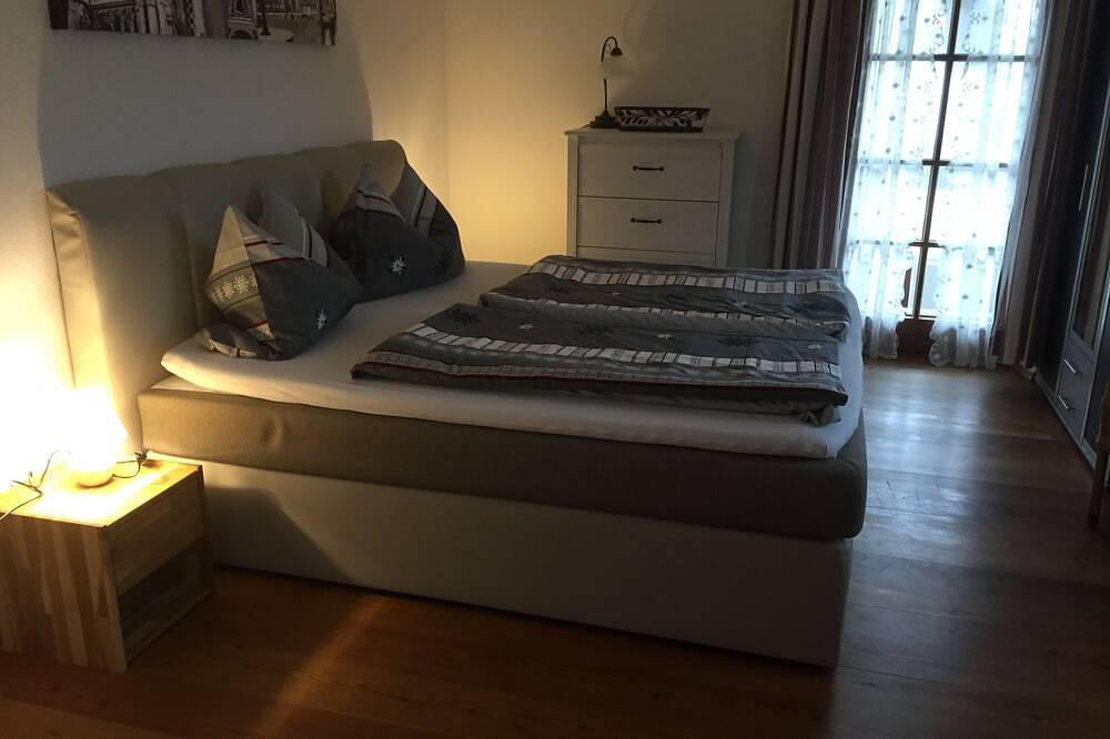 Ganze Wohnung, Ferienwohnung Romantica in Baunigl, Riedering