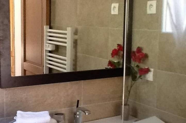 Location de vacances pour 4 personnes, avec jardin et terrasse à Casaglione - 4