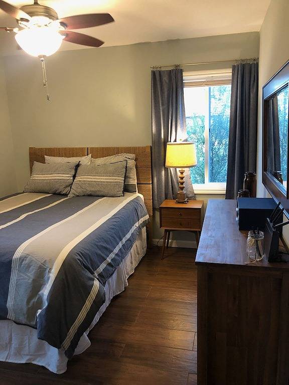 Neue Surf-Hütte in Shelburn im Herzen von Seaside Ventura in Ventura Beach, Ventura