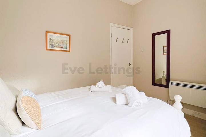 Apartamento entero, Mermaid - Lovely seaside apartment 2 minutes from the beach, with parking in St Ives, Cornualles