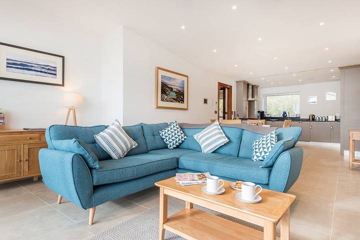 Entire holiday apartment, 16 Waters Edge in Tenby, Pembrokeshire