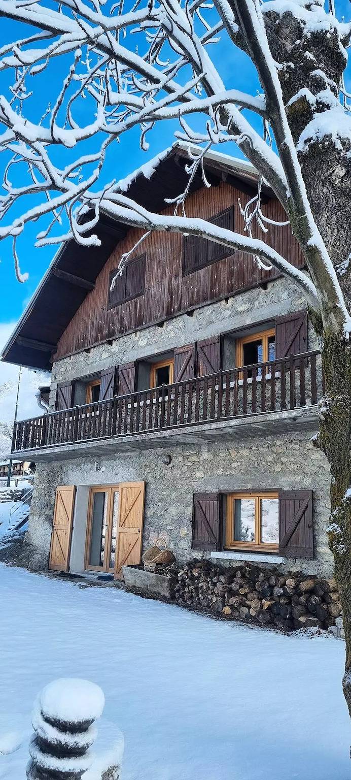 Chalet pour 12 personnes, avec balcon dans Vars (station de ski)