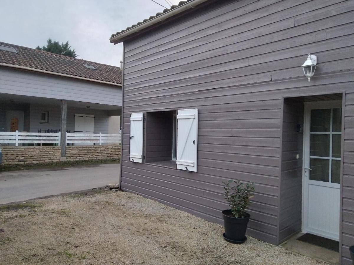 Gîte à la campagne en pays mellois in Lezay, Région de Niort