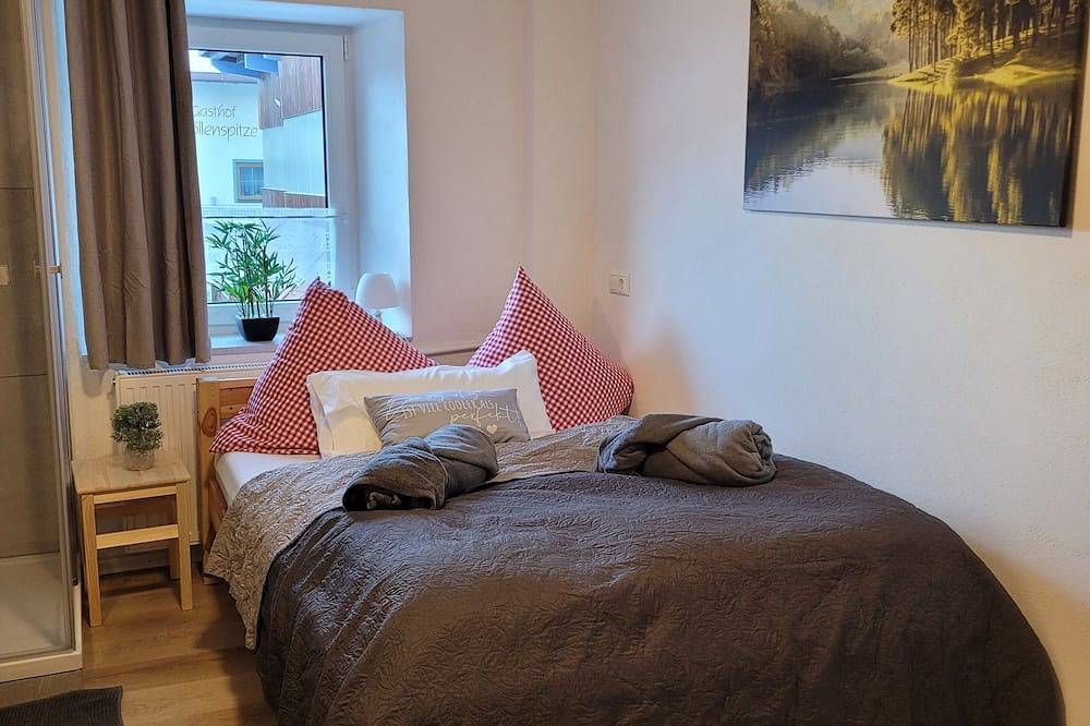 Ganze Wohnung, Ferienwohnung Gipfelblick für 4 - 9 Personen Ferienwohnung in den Bergen in Nesselwängle, Außerfern