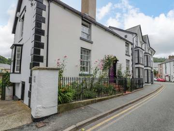Log Cabin for 10 People in Llangollen, Denbighshire, Photo 2