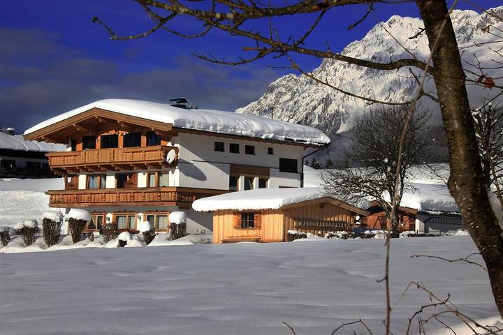 Ferienwohnung für 4 Personen, mit Balkon und Terrasse sowie Garten in Ellmau - 3