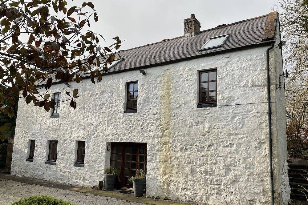 Delightful Rural Barn Conversion in Dalbeattie, Dumfries and Galloway