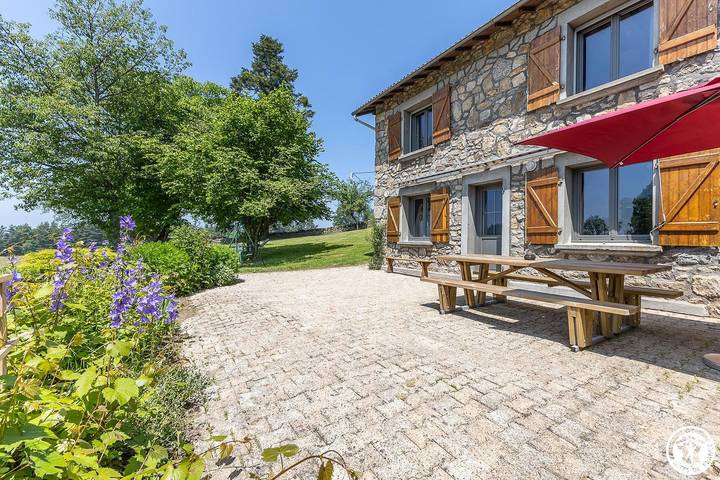 Gîte pour 6 personnes, avec jardin et terrasse, animaux acceptés - 1