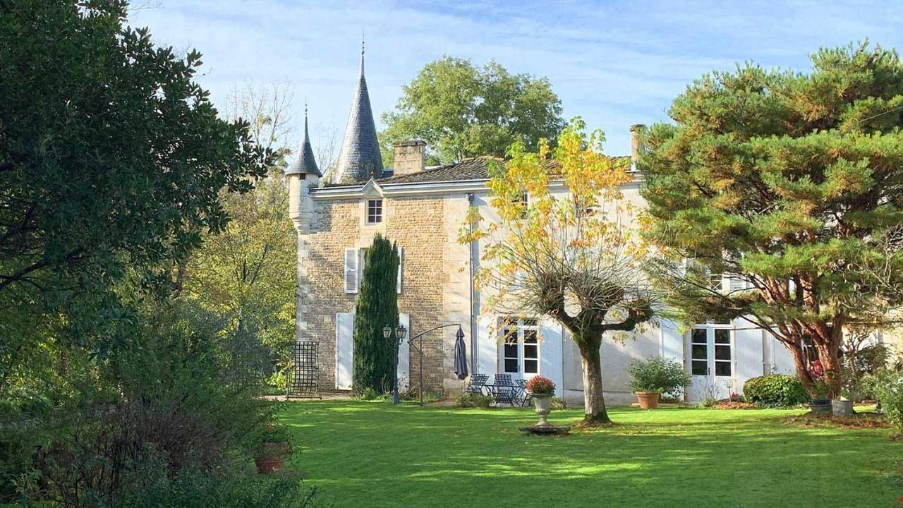 Mazette! Le Château in Niort, Région de Niort