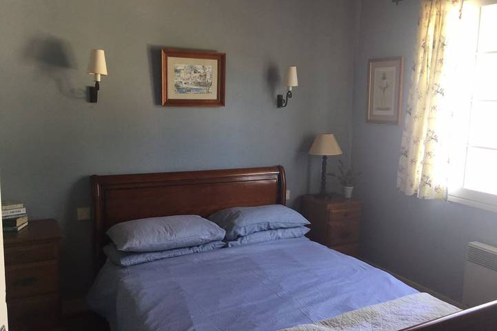 Location de vacances pour 6 personnes, avec terrasse et jardin à La Jonchère - 3