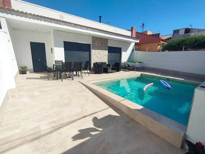 Casa rural para 6 personas, con Terraza además de Jardín y Piscina en San Pedro del Pinatar - 3