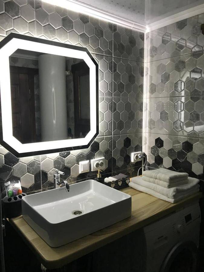 Apartament wakacyjny dla 4 osób, z taras i widok na jezioro oraz ogród i widok w Ukraina