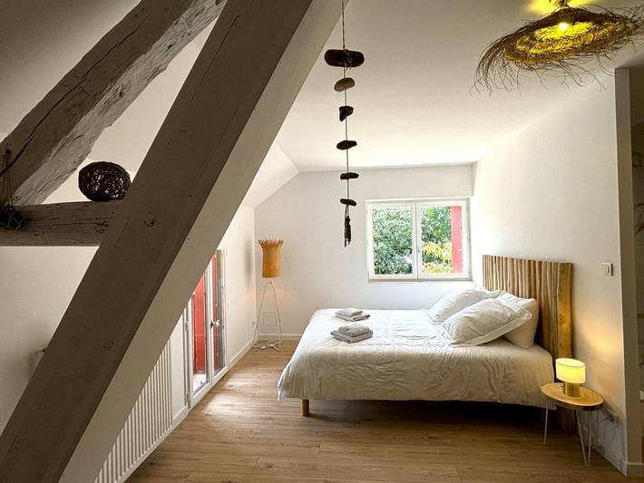 Gîte pour 6 personnes, avec Jacuzzi ainsi que Terrasse et Jardin à Chazemais - 4