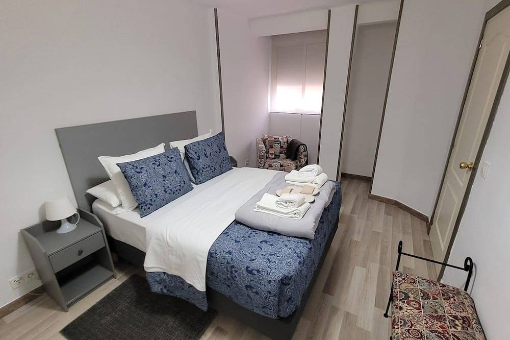 Apartamento entero, B.O.D Apartaments Collblanc  Zona Camp Nou in Hospitalet de Llobregat, Barcelonés