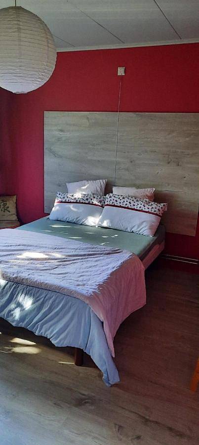 Chambre d’hôte pour 2 personnes, avec Terrasse ainsi que Jardin et Vue à Wellin