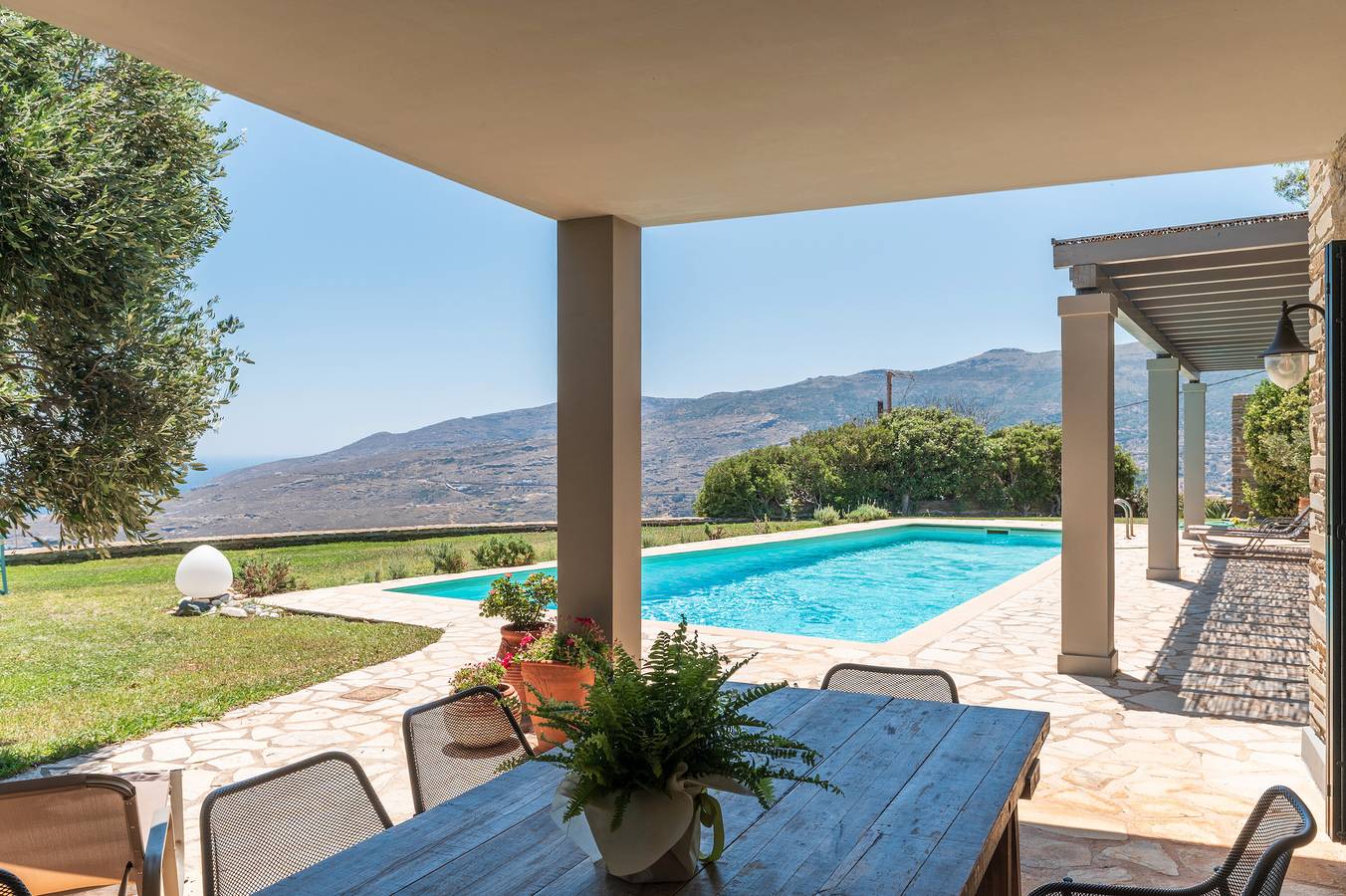 Holiday Home 'Villa Oliva - Majestic Views' with Private Pool, Private Terrace and Wi-Fi in Andros