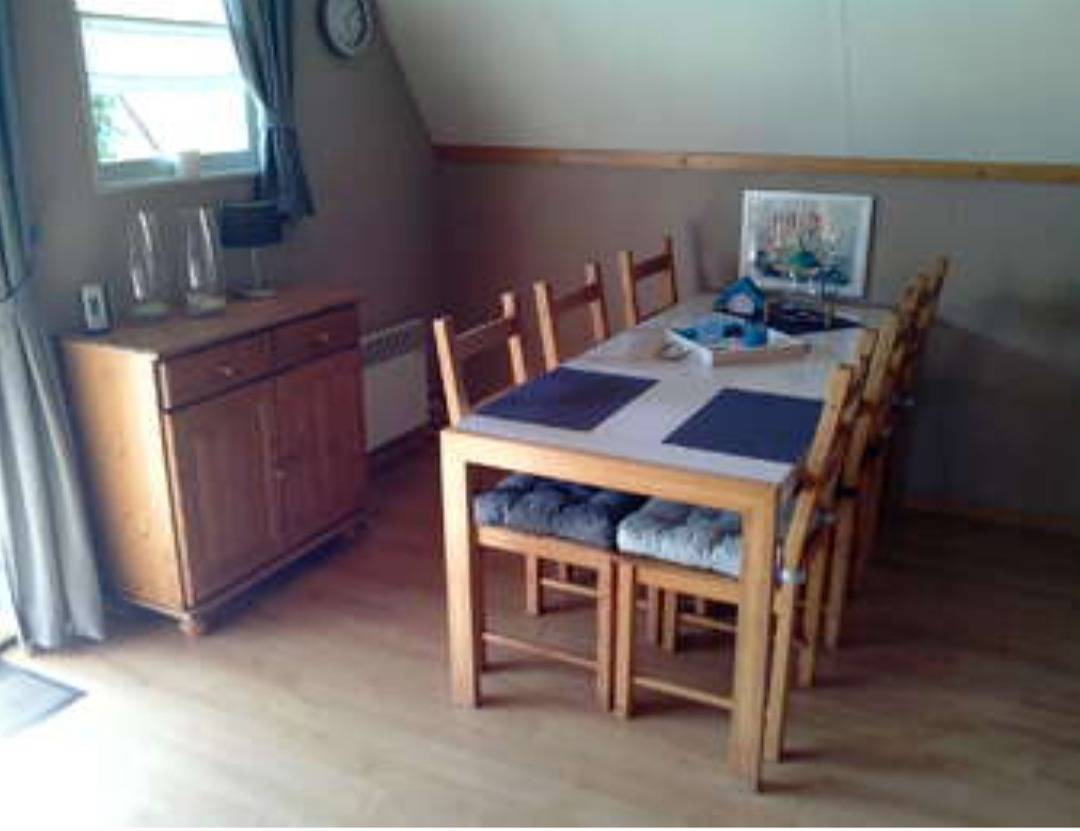 Holiday home for 4 people with balcony in Oostmahorn, Lauwersmeer