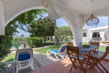 Ferienhaus in Sant Lluís, Menorcas Küste für 4 