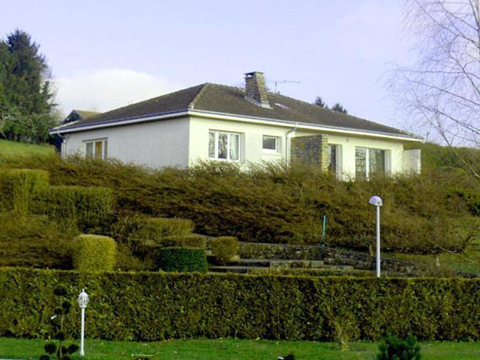 2-Bedroom Town Home in Mouzon, Ardennes