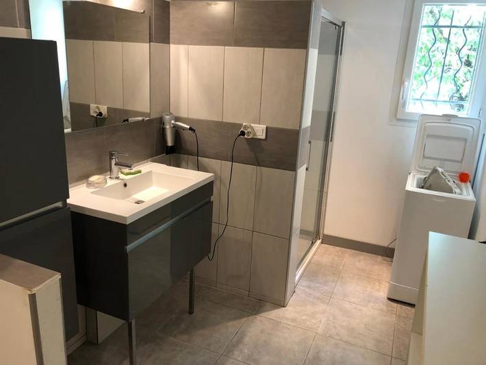 Location de vacances pour 4 personnes, avec jardin, adapté aux familles à Berrias-et-Casteljau - 2