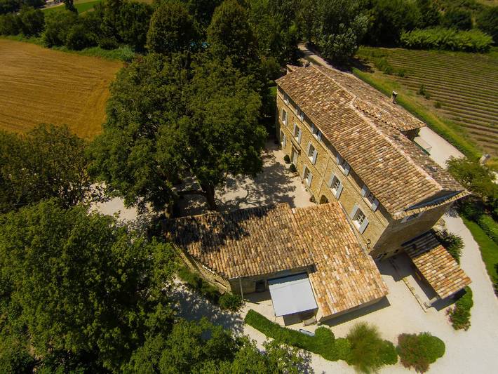 Maison d’hôte pour 4 personnes, avec jardin, adapté aux familles à Colonzelle - 2