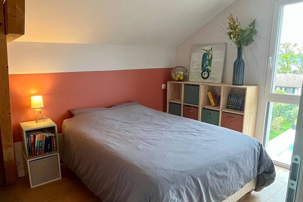 Family house with private pool - 10' walk from the beach - 6 pers in Anthy-sur-Léman, Thonon-les-Bains region