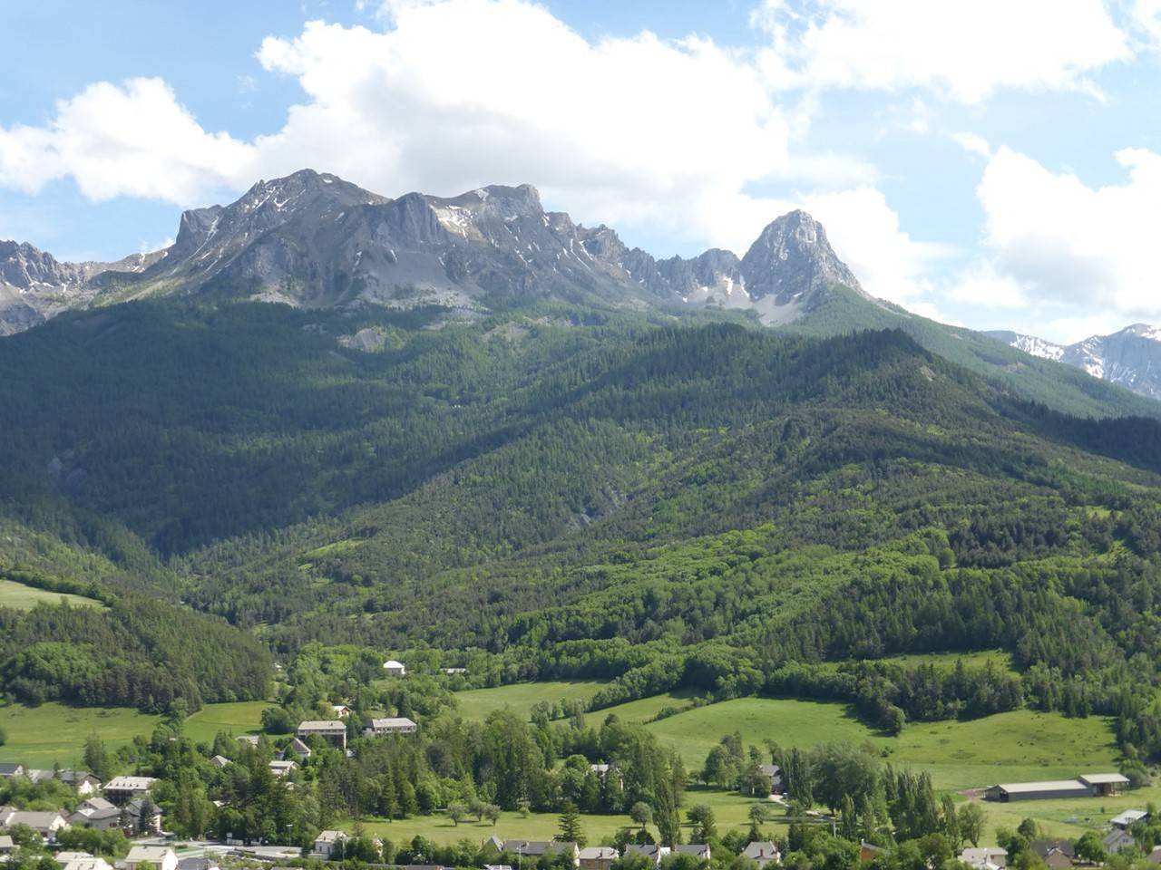 Ganze Wohnung, Komfortables Studio-Kabine 4 Pers in Barcelonnette, Espace Lumière