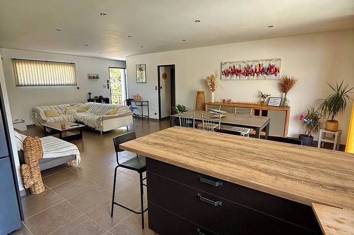 Location de vacances pour 4 personnes, avec terrasse et jardin à Châteauneuf-de-Gadagne - 3