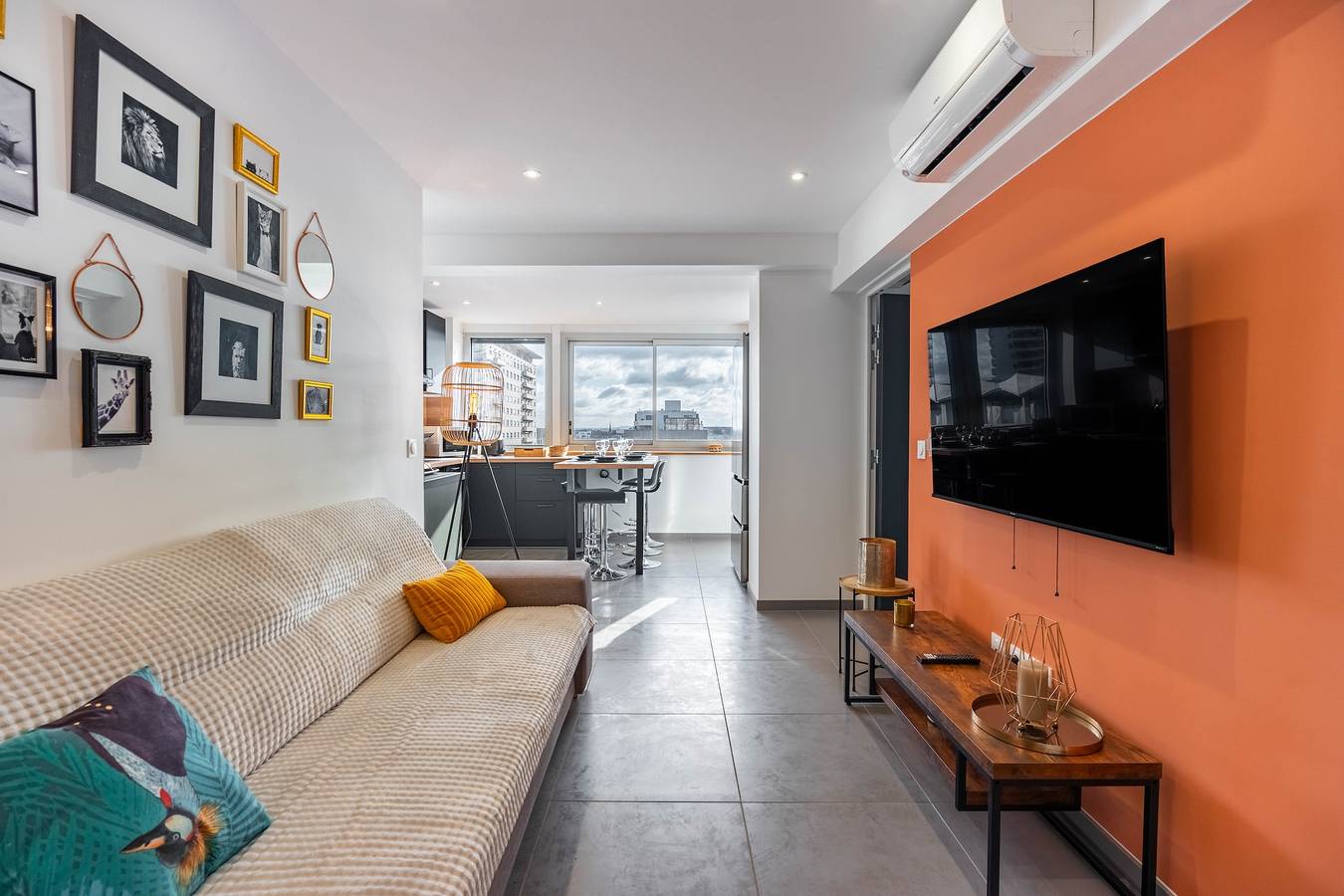 Geheel appartement, Vakantieappartement voor 8 personen in Nancy, Nancy en omgeving
