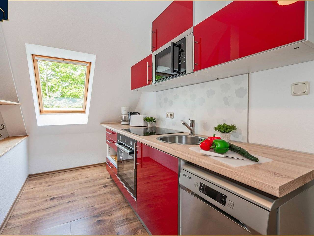 Entire holiday apartment, Ferienwohnung Am Bahnhof - Ferienwohnung Nahe des  Bahnhofs in Seebad Ahlbeck mit Terrasse und Gartenblick in Drei Kaiserbäder, Heringsdorf