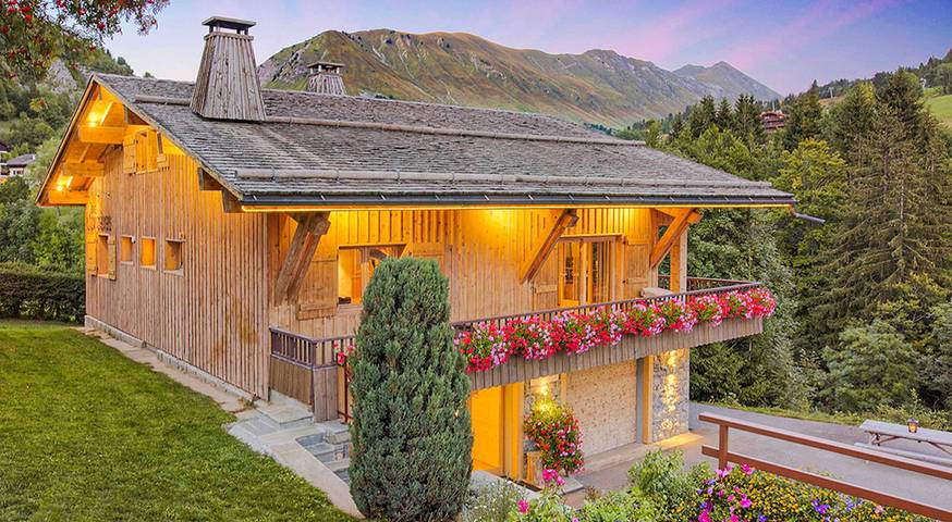 Ferienhaus für 14 Personen, mit Terrasse und Sauna sowie Ausblick