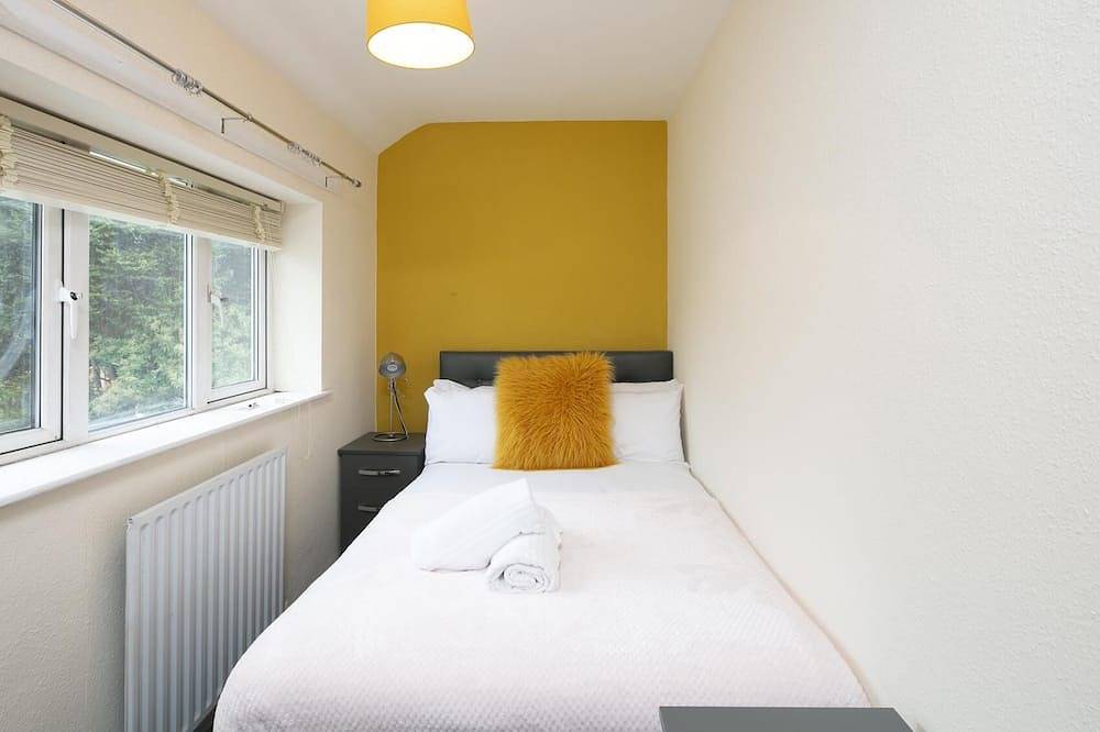 3 Bedroom Contractors House Near New Cross Hospital in Wolverhampton, Birmingham y alrededores