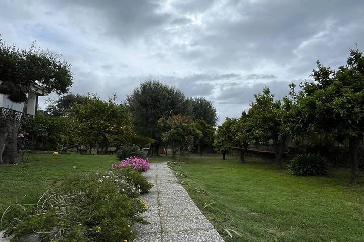Entire apartment, Charming  apartment in marvelous Villammare, Cilento. in Villammare, Vibonati