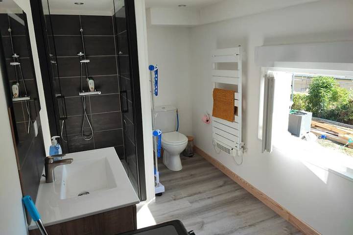 Apartamento entero, Estudio-Baño en la habitacion-Vista a la Montana-Mezzanine in Susville, Vercors