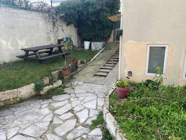 Gîte pour 2 personnes, avec terrasse ainsi que vue et jardin à Joinville-le-Pont - 3