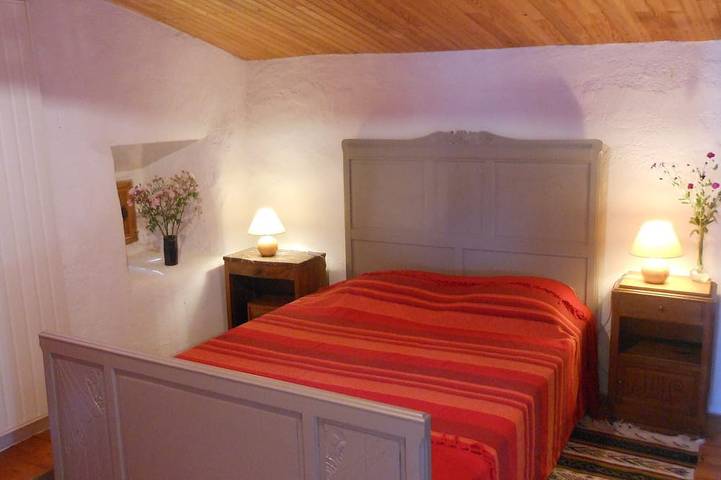 Gîte pour 7 personnes, avec terrasse à Gluiras - 4