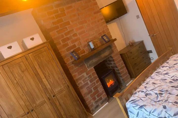 Log cabin for 2 people in Leeds