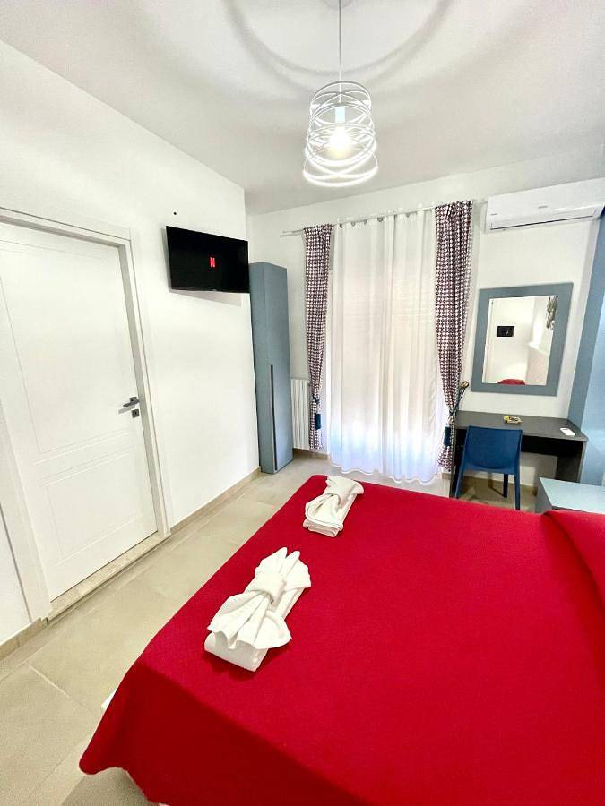 Deluxe Room in Ricadi, Ricadi (municipality)