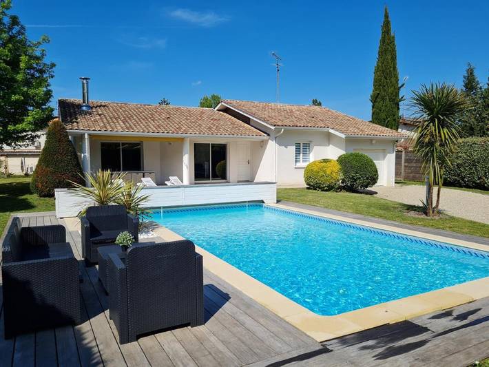Casa de vacaciones para 6 personas, con vistas además de piscina y terraza - 1