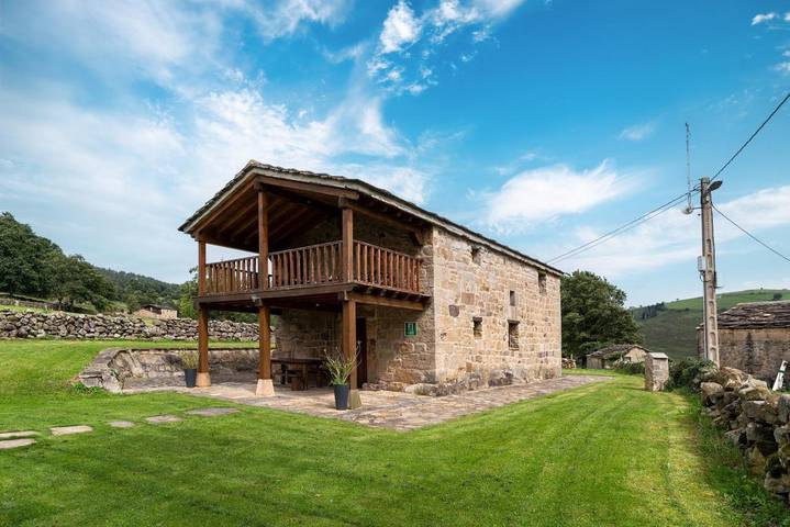 Casa rural para 6 personas, con jardín en Valles Pasiegos