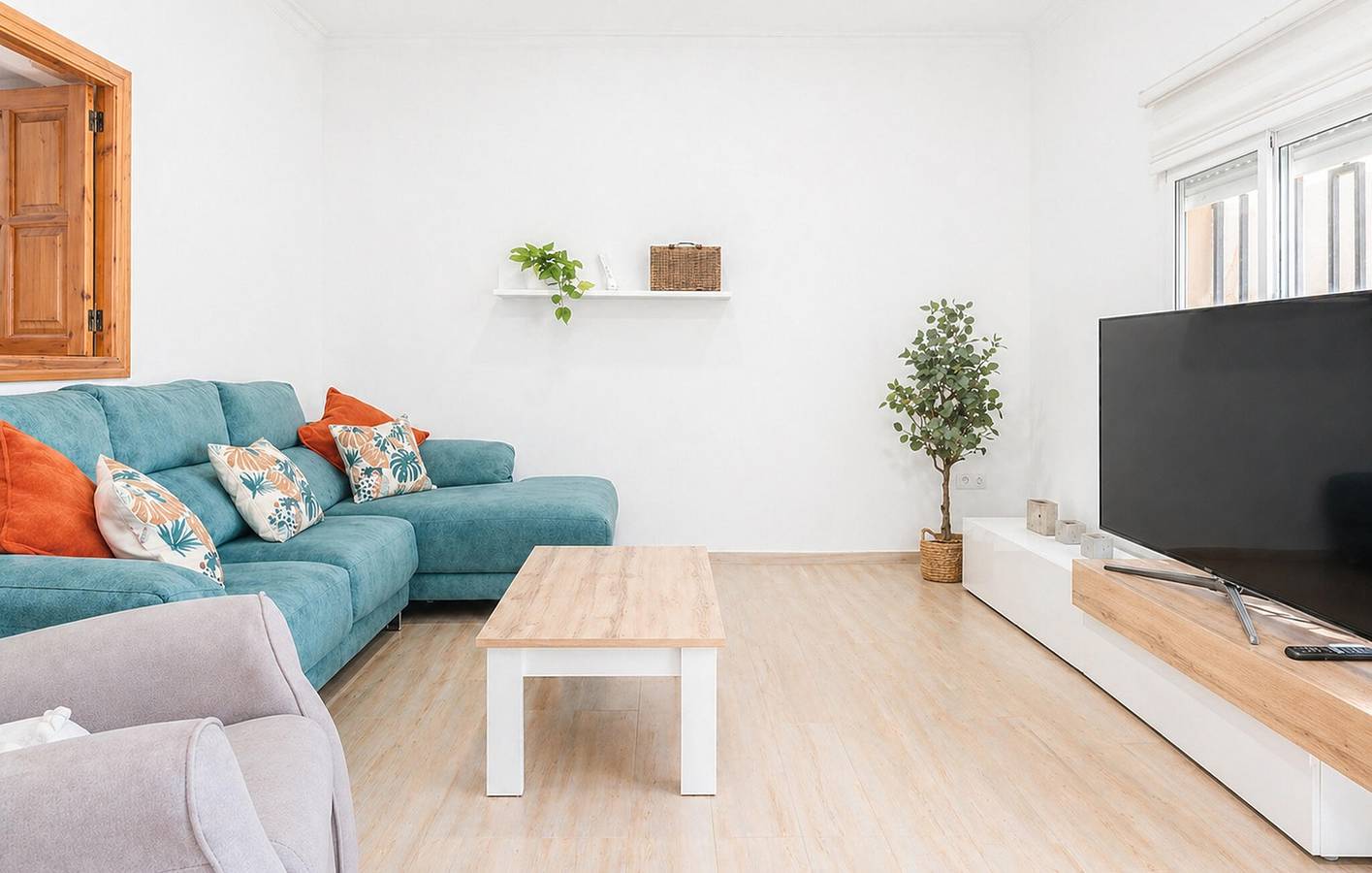 Encantador apartamento de 160 m² con piscina, terraza y plaza de aparcamiento in Alzira, Provincia de Valencia